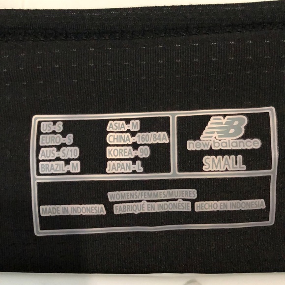 New Balance t-shirt - Picture 2 of 4